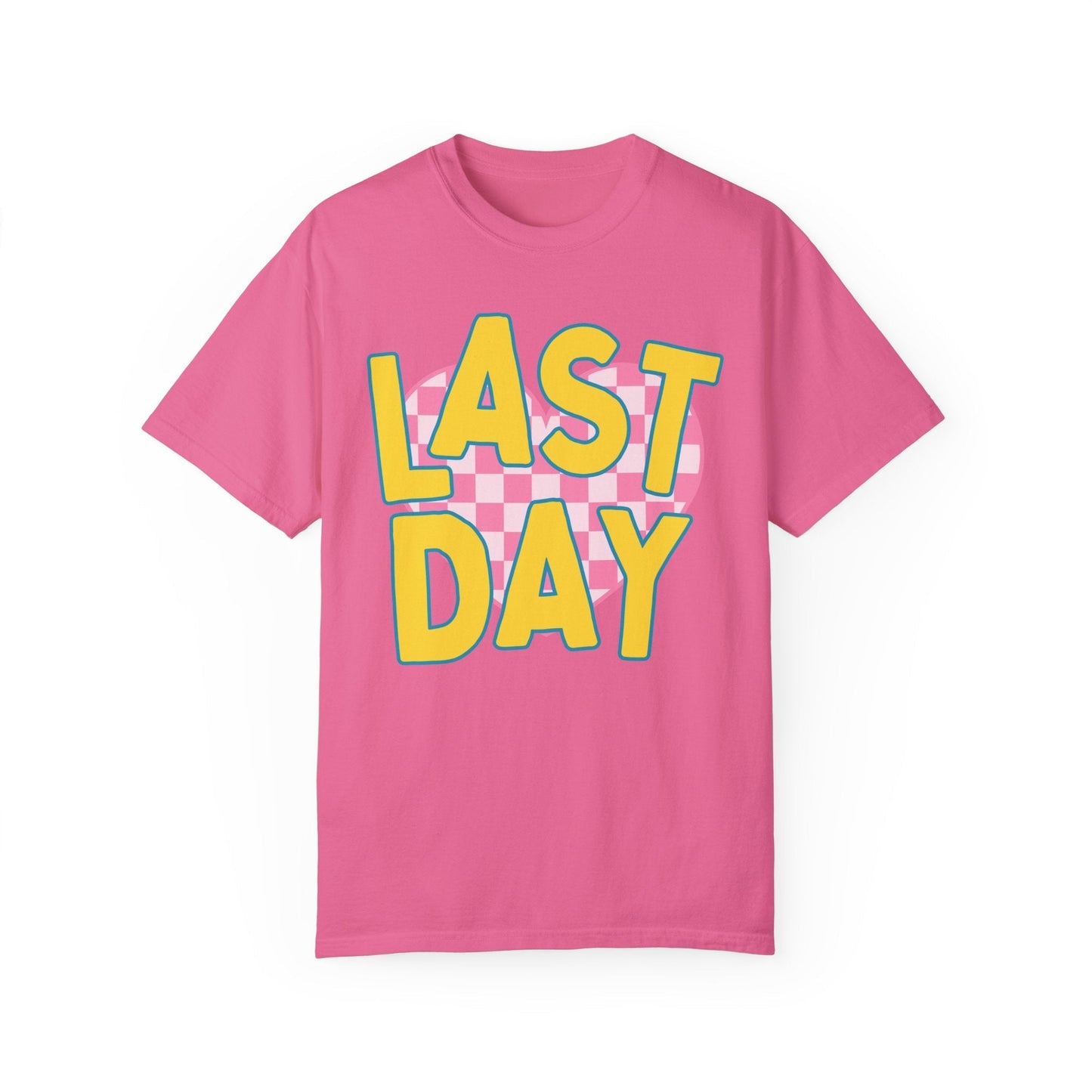 Last Day of School Teacher T-Shirt - Retro Aesthetic Class Dismissed, Comfort Colors