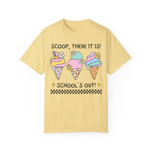 Class Dismissed Ice Cream T-Shirt - Funny Last Day of School Tee for Kindergarten and First Grade Teachers, Comfort Colors