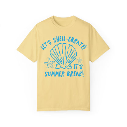 Last Day of School Beach T-Shirt - Hello Summer Aesthetic, Kindergarten Crew, Comfort Colors