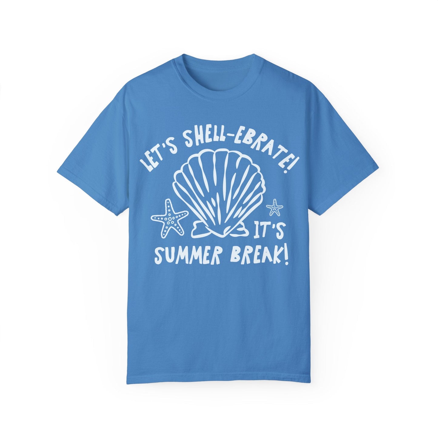 Last Day of School Beach T-Shirt - Hello Summer Aesthetic, Kindergarten Crew, Comfort Colors