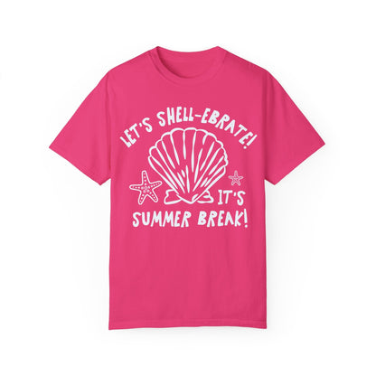 Last Day of School Beach T-Shirt - Hello Summer Aesthetic, Kindergarten Crew, Comfort Colors